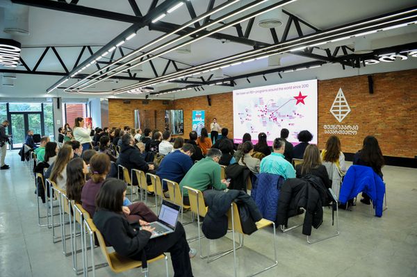 თბილისის ტექნოპარკში, Startupbootcamp Georgia-ს აქსელერაციის პროგრამის პირველი ეტაპის დასკვნითი ღონისძიება  - Idea Showcase გაიმართა